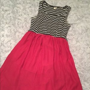 Sleeveless Black & White Stripped Maxi Dress